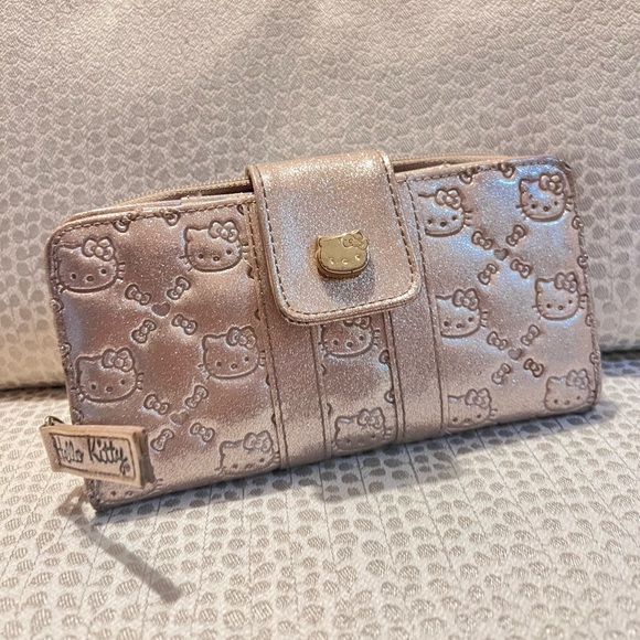 Hello Kitty wallet - Picture 1 of 1